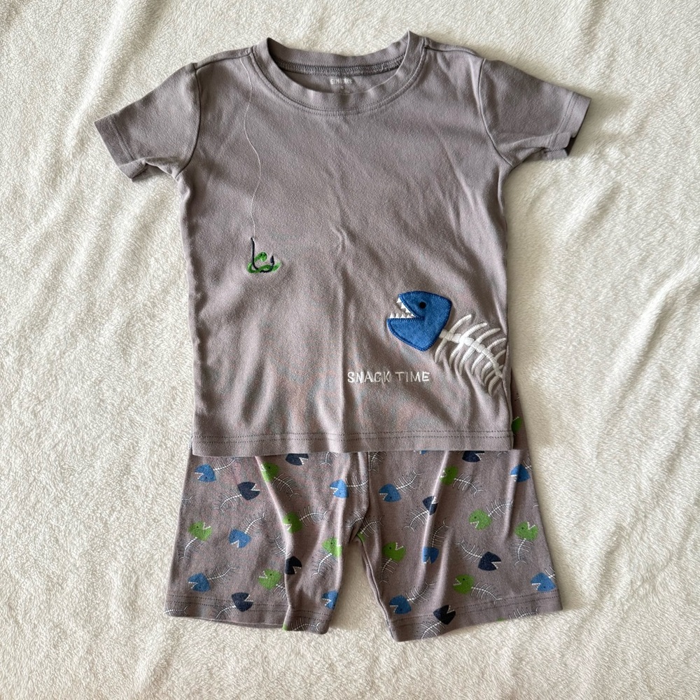 Gymboree Gray Shorts Pajama Set with Fish Design